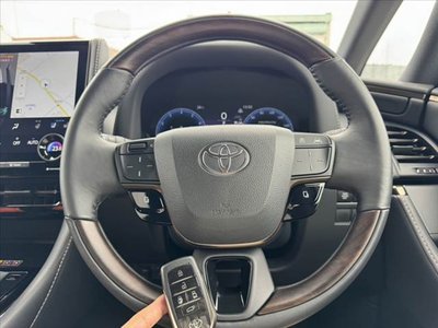 2026 Toyota ALPHARD photo 7