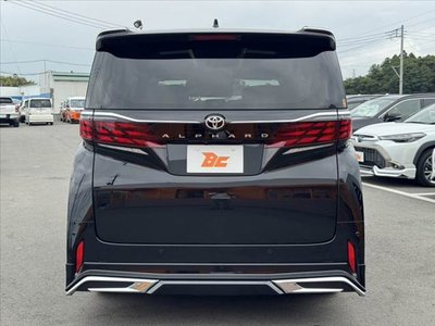 2026 Toyota ALPHARD — миниатюра 14