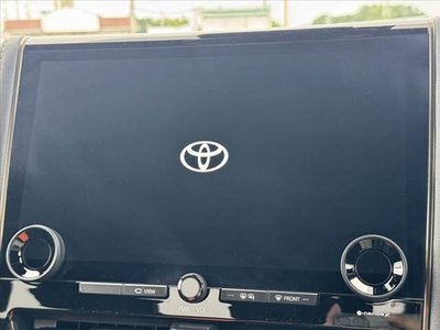 2026 Toyota ALPHARD photo 3
