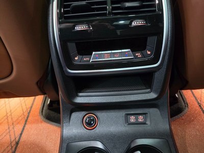 صورة مصغرة 14 لـ 2025 BMW X7