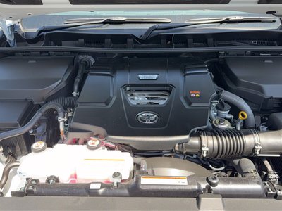 صورة مصغرة 12 لـ 2026 Toyota LAND CRUISER 300