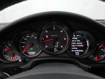 PORSCHE PANAMERA - 8