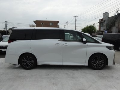 2024 Toyota VELLFIRE thumbnail 18