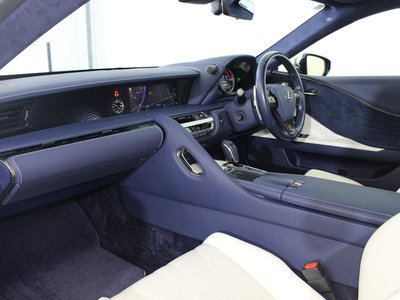 2018 Lexus LC — миниатюра 14