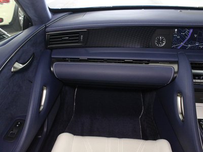 2018 Lexus LC — миниатюра 21