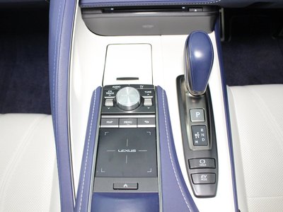 2018 Lexus LC — миниатюра 42