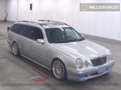 MERCEDES-BENZ E-CLASS - 1