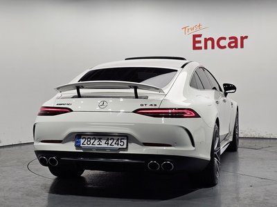 MERCEDES-BENZ AMG GT - 3