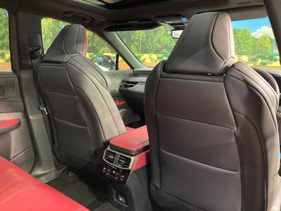 2025 Lexus RX — миниатюра 37