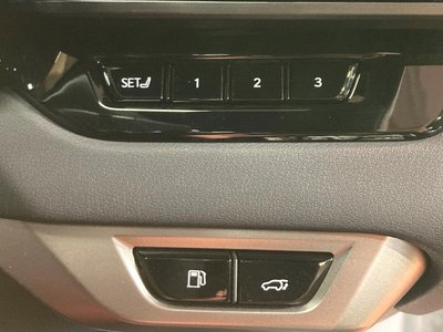 2025 Lexus RX — миниатюра 44