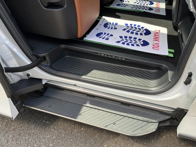 TOYOTA VELLFIRE - 6