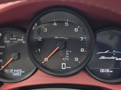 صورة 8 لـ 2021 Porsche 718