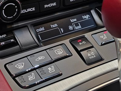 صورة مصغرة 17 لـ 2021 Porsche 718