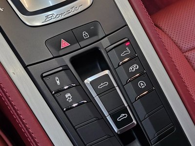 صورة مصغرة 18 لـ 2021 Porsche 718