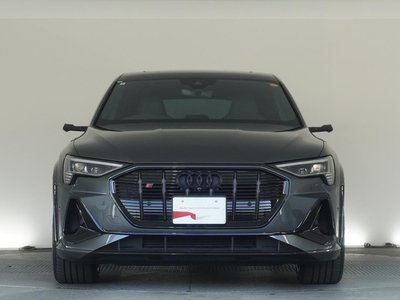 AUDI E-TRON S SPORTBACK - 3