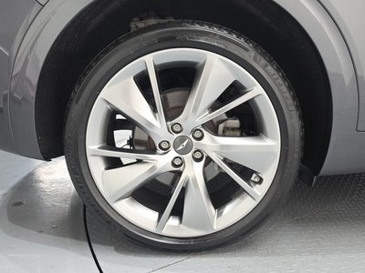 صورة 6 لـ 2021 Genesis GV70
