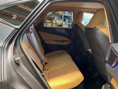 2025 Lexus NX 照片 9