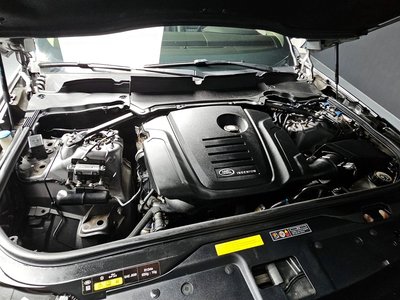 LAND ROVER DISCOVERY - 7