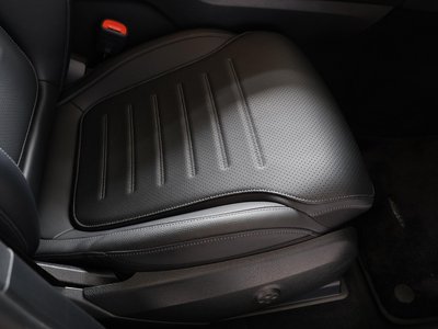2024 Mercedes-BENZ GLC thumbnail 32