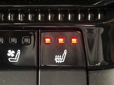 TOYOTA LAND CRUISER 250 - 7