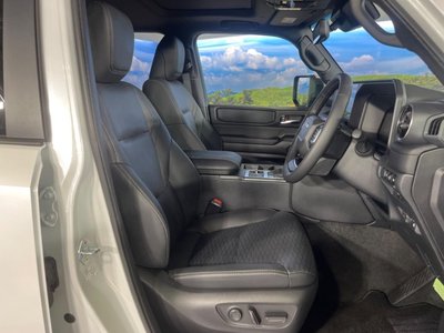 TOYOTA LAND CRUISER 250 - 8