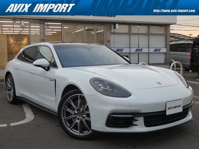 PORSCHE PANAMERA - 5