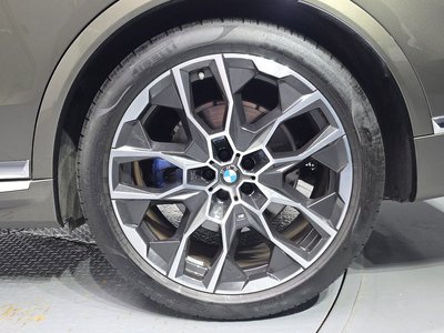صورة 8 لـ 2025 BMW X7