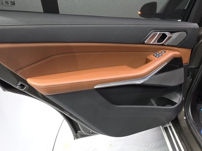 صورة مصغرة 15 لـ 2025 BMW X7