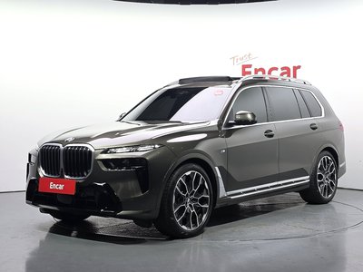 صورة 1 لـ 2025 BMW X7