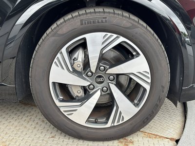 صورة مصغرة 12 لـ 2025 AUDI Q6 E-TRON
