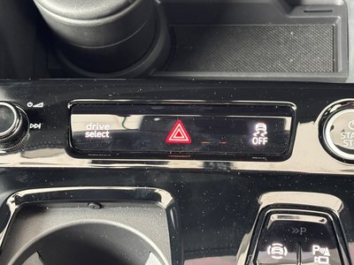 صورة مصغرة 33 لـ 2025 AUDI Q6 E-TRON