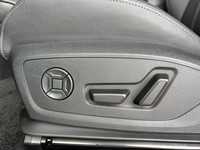 صورة مصغرة 47 لـ 2025 AUDI Q6 E-TRON