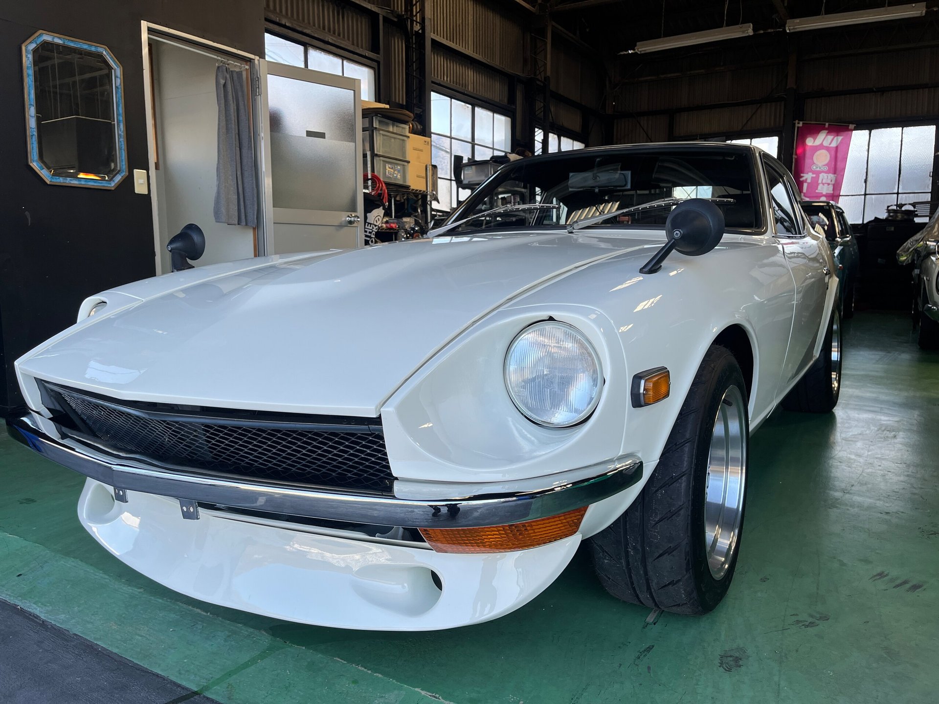 NISSAN FAIRLADY Z - View 1