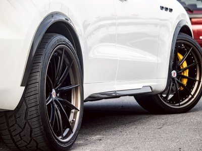 صورة 9 لـ 2019 Maserati LEVANTE