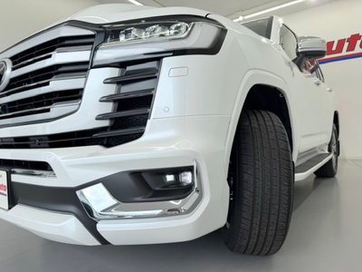 صورة مصغرة 59 لـ 2025 Toyota LAND CRUISER 300