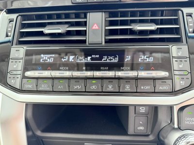 صورة مصغرة 17 لـ 2025 Toyota LAND CRUISER 300