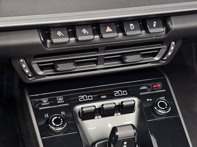 2020 Porsche 911 — миниатюра 26