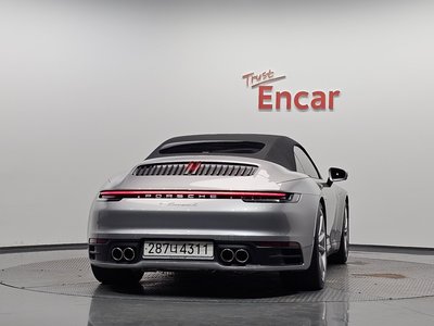 2020 Porsche 911 — миниатюра 36