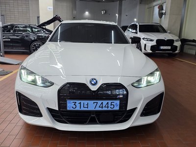BMW I4 - 2