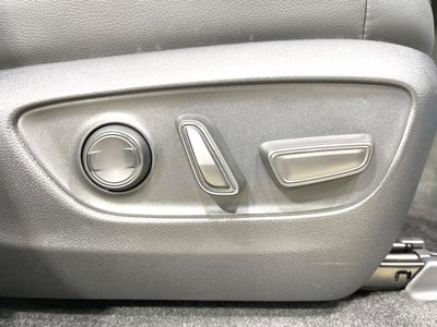 صورة مصغرة 44 لـ 2025 Toyota LAND CRUISER 250
