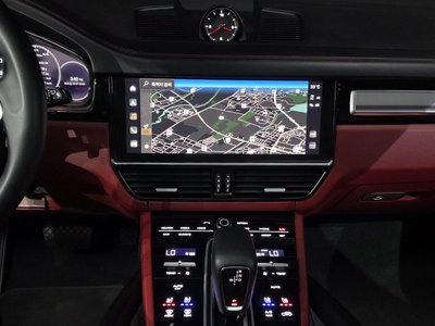صورة مصغرة 18 لـ 2023 Porsche CAYENNE