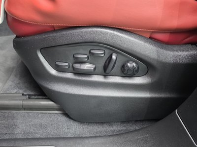 صورة مصغرة 33 لـ 2023 Porsche CAYENNE