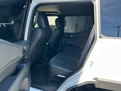 2025 Toyota LAND CRUISER 250 thumbnail 38