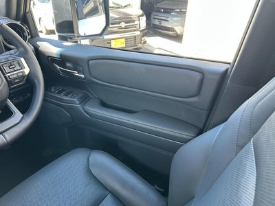2025 Toyota LAND CRUISER 250 thumbnail 23
