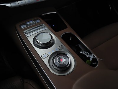 2023 Genesis GV70 — фото 9