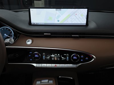 2023 Genesis GV70 — миниатюра 19