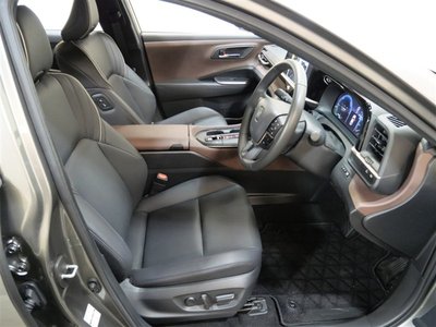 2023 Toyota CROWN CROSSOVER — фото 8