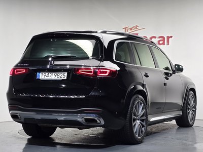 MERCEDES-BENZ GLS - 4