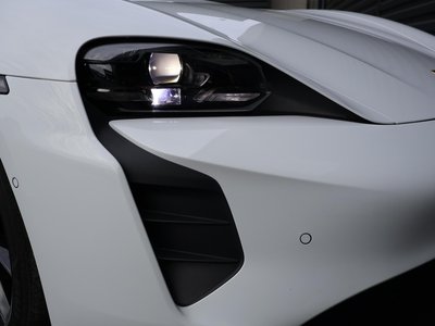 2022 Porsche TAYCAN 缩略图 13