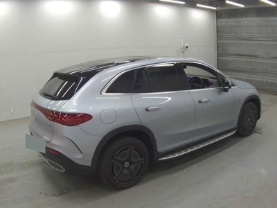 MERCEDES-BENZ EQE - 2